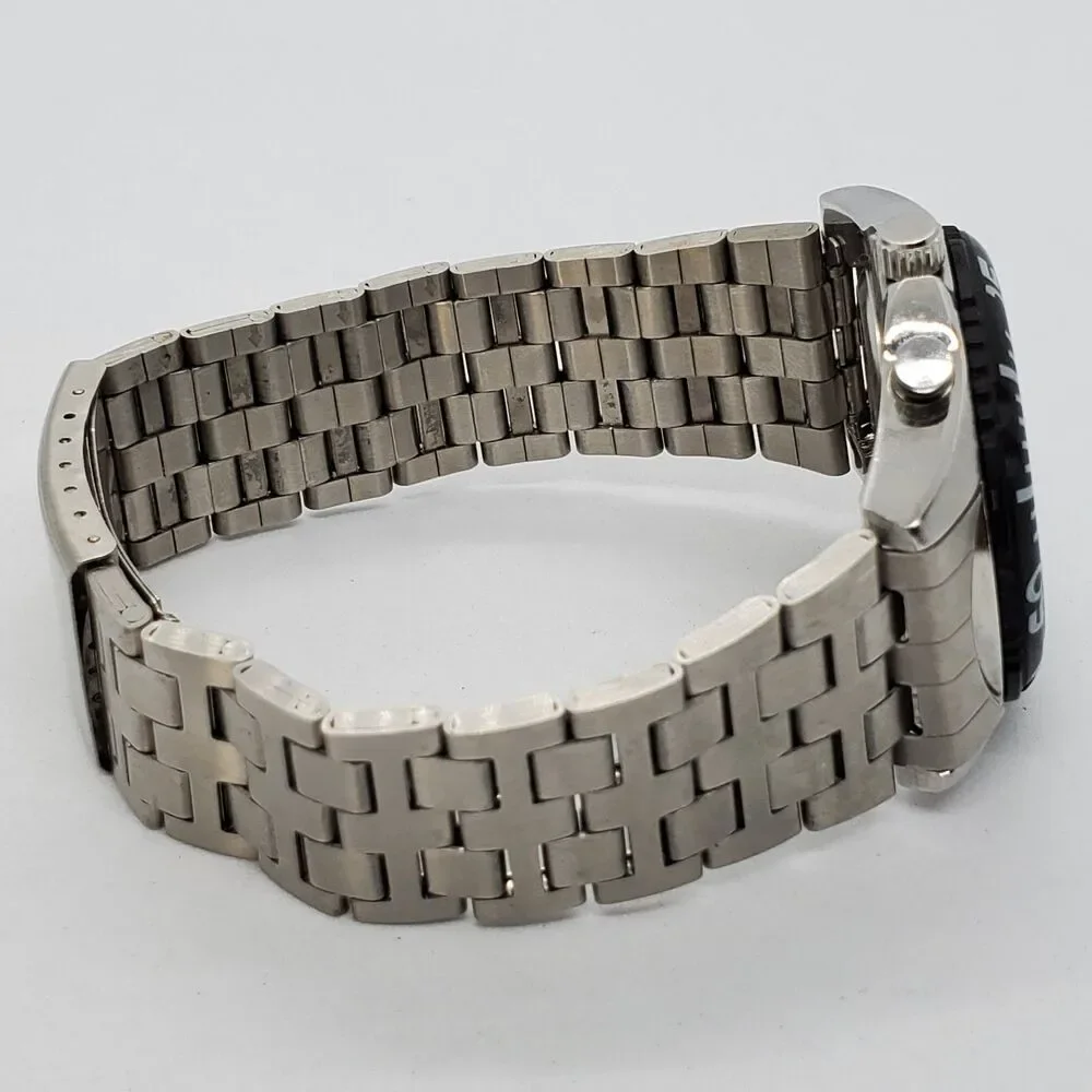Men's Watch 41MM White Dial Black Bezel Gray Bracelet Band 8.5